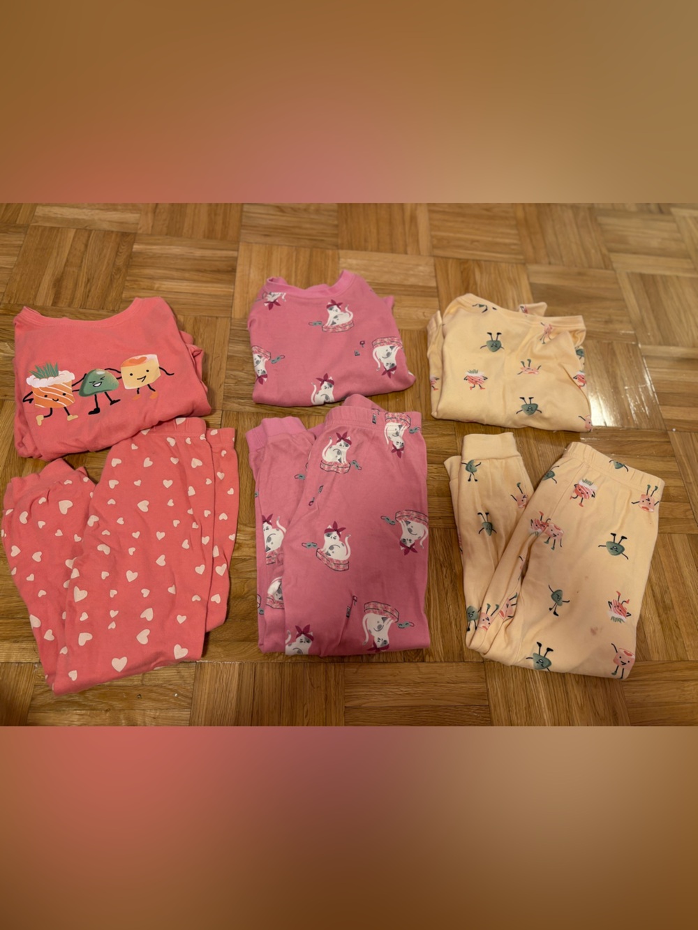 Pekkle bundles of 3 pajamas 4-5 years